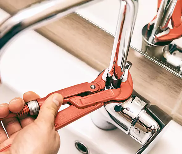Expert Leak Repair Plumber in Lemoore, CA