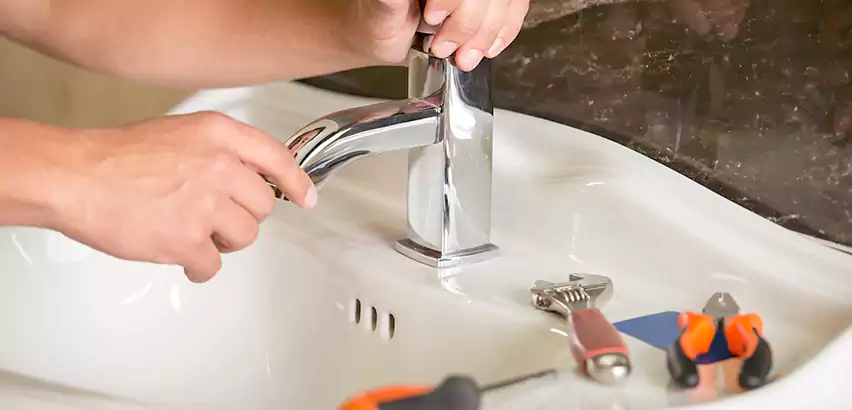 Bathtub Faucet Replacement in Lemoore